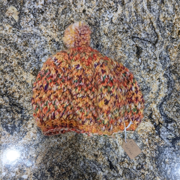 Orange tweed knitted baret hat - Picture 2 of 2